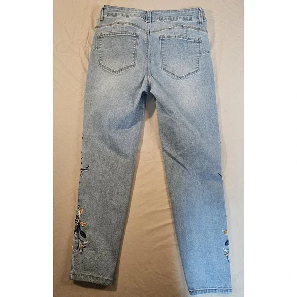 Sandpiper Petite Embroidered Floral Stretch Jeans Womens Sz 4 Spring - Picture 11 of 11